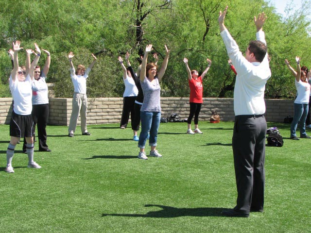 Teach Employee Falun Gong exercises